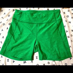 Outdoor voices Tech Sweat 5” inseam shorts